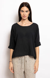 Relaxed Black linen and cotton boat neck top with 3/4 sleeves – Volange Paris, Parisian fashion in Sydney (Mosman, Paddington and Bronte) and Australia-wide online.
