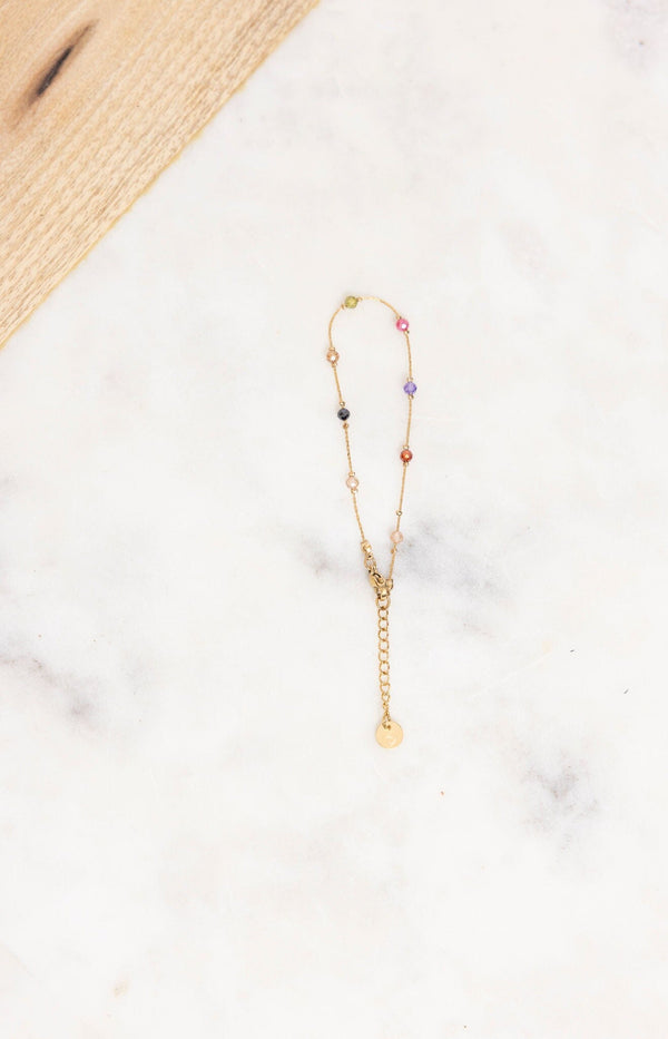 Gold-plated multi-stone bracelet, adjustable, chic French style – Volange Paris.
