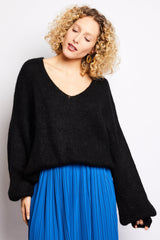 SOFT BLACK WOOLLEN JUMPER WITH V-NECK AND BELL SLEEVES