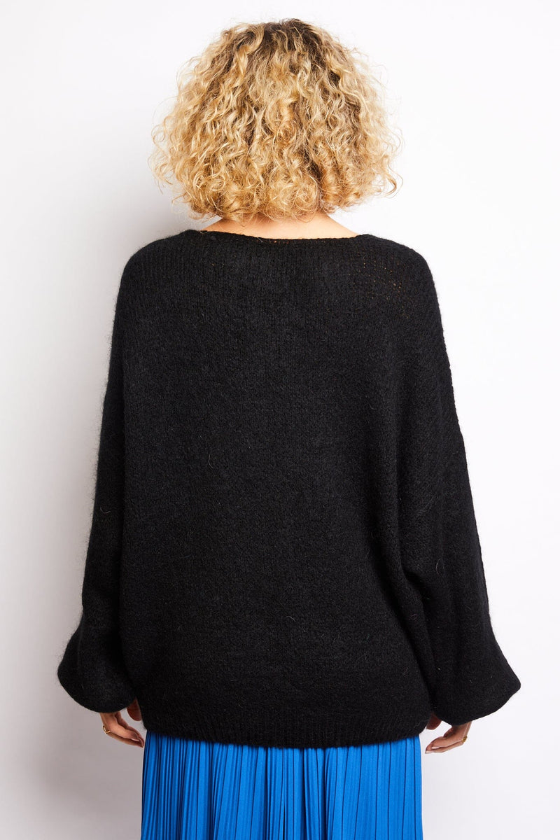SOFT BLACK WOOLLEN JUMPER WITH V-NECK AND BELL SLEEVES