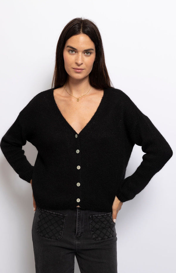 Cozy black cardigan in a mohair and alpaca blend, with a soft, relaxed fit for stylish warmth – French style by Volange Paris.