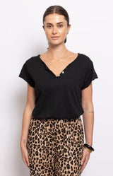Classic black cotton Tunisien T-shirt with V-neck and three-button detail – Volange Paris, Parisian fashion in Sydney (Mosman, Paddington and Bronte) or Australia-wide online.