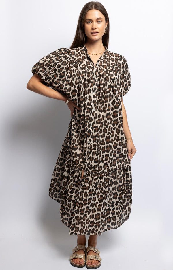 Flowy cream leopard print cotton midi dress with puffed sleeves, gathered neck, and tiered skirt – Parisian bohemian style by Volange Paris.