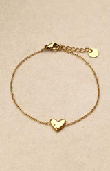 Gold heart bracelet with delicate chain and polished finish – timeless French jewellery by Volange Paris, available in Sydney (Mosman, Paddington and Bronte) or Australia-wide online.