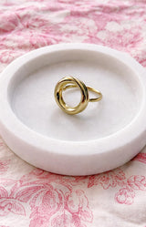 Gold plated round circle adjustable ring, French design – wardrobe essential French fashion by Volange Paris.