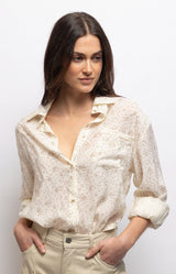 Ivory cotton shirt with a delicate beige geometric print, classic collar and relaxed fit in lightweight cotton voile – Volange Paris, Parisian fashion in Sydney (Mosman, Paddington and Bronte) or Australia-wide online.