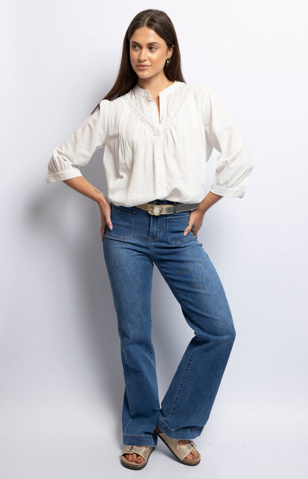 Classic blue denim jeans with front pockets – Chic French fashion denim from Volange Paris
