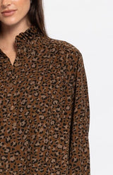 Leopard print cotton shirt dress with a relaxed silhouette, ruffle collar, button front and side pockets for effortless everyday dressing – Volange Paris, Parisian fashion in Sydney (Mosman, Paddington and Bronte) or Australia-wide online.