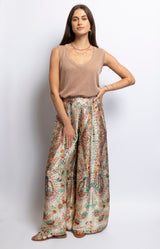 Printed viscose wide-leg pants with elastic waistband and paisley design – wardrobe essential effortless french fashion by Volange Paris.