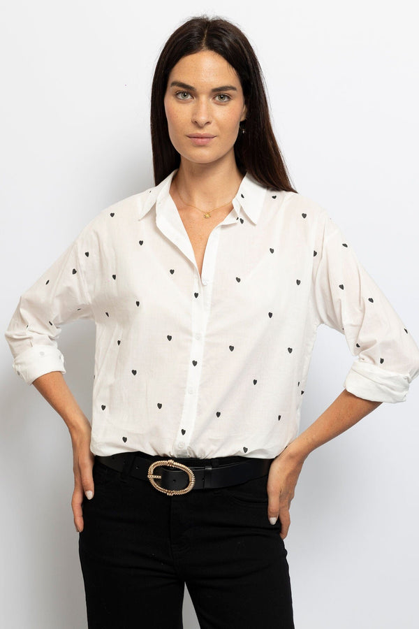 Black shirt with a charming heart pattern, crafted for a relaxed yet playful look – French style by Volange Paris.