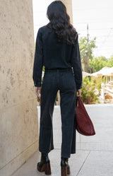 Washed black wide-leg jeans with high waist and patch pockets – Volange Paris, Parisian fashion in Sydney (Mosman, Paddington and Bronte) or Australia-wide online.