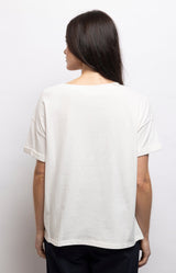 White T-shirt in 100% cotton with navy Amour print, round neckline and an easy straight fit – Volange Paris, Parisian fashion in Sydney (Mosman, Paddington and Bronte) or Australia-wide online.