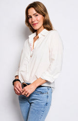 White cotton shirt with a flattering semi-slim fit and hidden "Mon amour" detail – Volange Paris, Parisian fashion in Sydney (Mosman, Paddington and Bronte) or Australia-wide online.